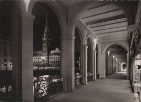 Hamburg - Alsterarkaden und Rathaus - 1954 Hamburg - Alsterarkaden und Rathaus - 1954