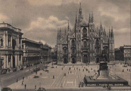 Mailand Milano - Italien - Piazza del Duomo Mailand Milano - Italien - Piazza del Duomo
