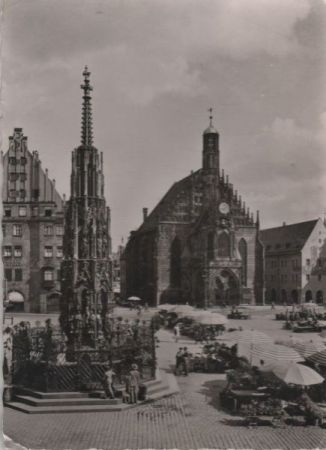 Nürnberg - Schöner Brunnen Nürnberg - Schöner Brunnen