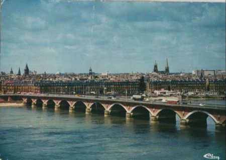 Bordeaux - Frankreich - Pont de Pierre Bordeaux - Frankreich - Pont de Pierre