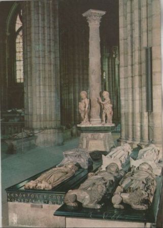 Saint Denis - Frankreich - Basilique Saint Denis - Frankreich - Basilique