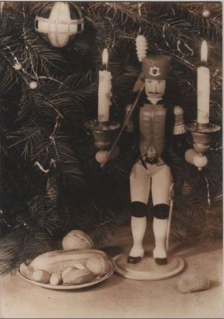 Frohe Weihnachten Figur mit Kerzen Frohe Weihnachten Figur mit Kerzen