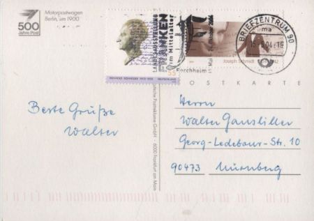 Postauto mit zwei Männern Postauto mit zwei Männern