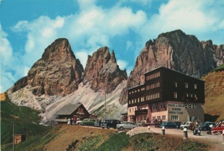 Dolomiten - Italien - Rifugio Maria Flora al Passo Dolomiten - Italien - Rifugio Maria Flora al Passo
