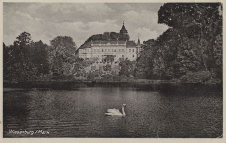 Wiesenburg / Mark - Schwanenteich Wiesenburg / Mark - Schwanenteich