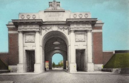 Ieper - Belgien - Menenpoort Ieper - Belgien - Menenpoort