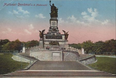 Niederwalddenkmal - mit Treppe Niederwalddenkmal - mit Treppe
