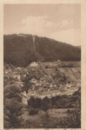 Bad Wildbad im Schwarzwald - Blick zur Bergbahn Bad Wildbad im Schwarzwald - Blick zur Bergbahn