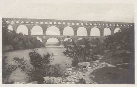 Nimes - Frankreich - Pont du Gard Nimes - Frankreich - Pont du Gard