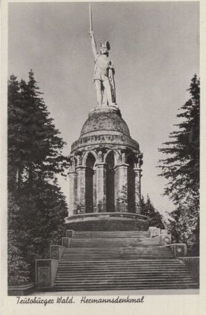 Teutoburger Wald - Hermannsdenkmal Teutoburger Wald - Hermannsdenkmal