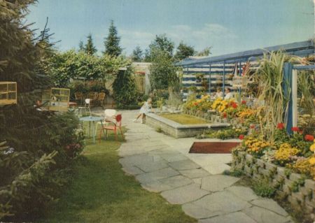 Neumünster - Gartencafé Scheffler Neumünster - Gartencafé Scheffler
