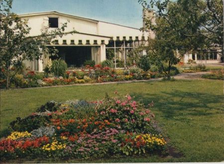 Neumünster - Gartencafé Scheffler Neumünster - Gartencafé Scheffler