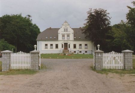 Sanitz - Gutshaus Neuwendorf Sanitz - Gutshaus Neuwendorf