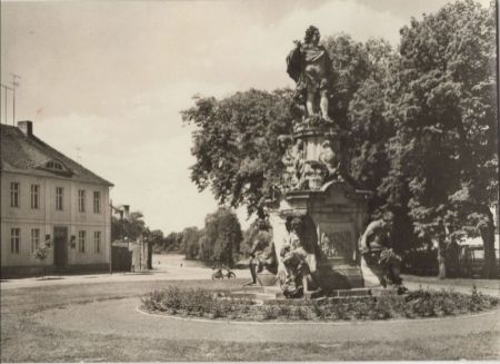 Hohnstein-Rathewalde - Schleusenplatz Hohnstein-Rathewalde - Schleusenplatz