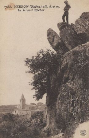 Yzeron - Frankreich - Grand Rocher Yzeron - Frankreich - Grand Rocher