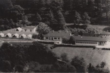 unbekannter Ort - Gebäude von oben unbekannter Ort - Gebäude von oben