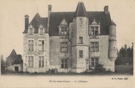 Arcy-sur-Cure - Frankreich - Chateau Arcy-sur-Cure - Frankreich - Chateau