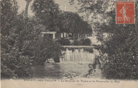 Aillant-sur-Tholon - Frankreich - Deversoit Aillant-sur-Tholon - Frankreich - Deversoit