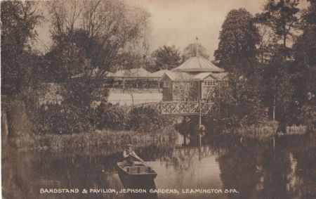 Leamington Spa - Großbritannien - Bandstrand and Pavilion Leamington Spa - Großbritannien - Bandstrand and Pavilion