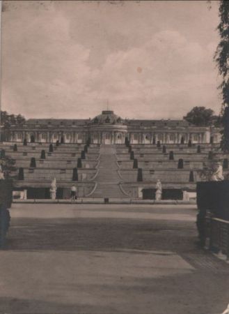 Potsdam, Sanssouci - Schloß mit Terrassen - 1967 Potsdam, Sanssouci - Schloß mit Terrassen - 1967