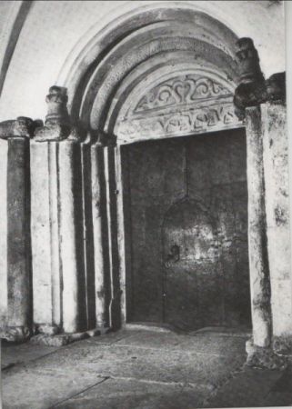 Frauenwörth, Kloster Frauenchiemsee - Portal des Münsters - ca. 1955 Frauenwörth, Kloster Frauenchiemsee - Portal des Münsters - ca. 1955