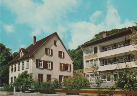 Bad Ditzenbach - Haus Hiltenburg und St. Raphael - ca. 1990 Bad Ditzenbach - Haus Hiltenburg und St. Raphael - ca. 1990