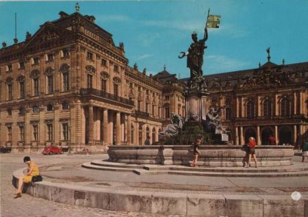 Würzburg - Residenz mit Frankoniabrunnen - ca. 1975 Würzburg - Residenz mit Frankoniabrunnen - ca. 1975