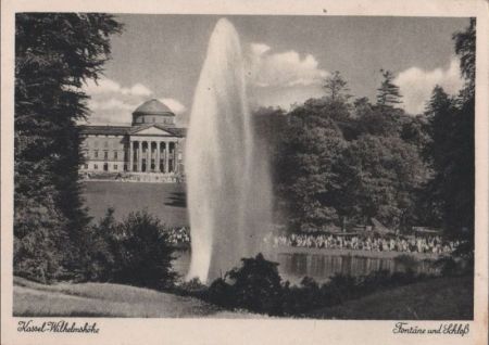 Kassel-Wilhelmshöhe - Fontäne und Schloß - ca. 1960 Kassel-Wilhelmshöhe - Fontäne und Schloß - ca. 1960