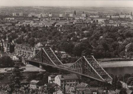 Dresden - Blick von der Loschwitzbrücke - ca. 1975 Dresden - Blick von der Loschwitzbrücke - ca. 1975