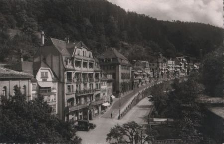 Bad Wildbad - Olgastraße mit alter Wandelhalle - ca. 1955 Bad Wildbad - Olgastraße mit alter Wandelhalle - ca. 1955