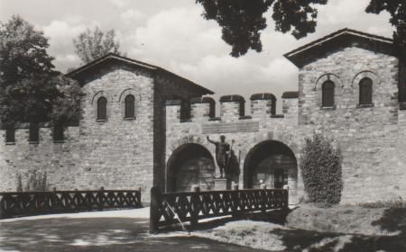 Saalburg Taunus - Haupttor - 1971 Saalburg Taunus - Haupttor - 1971