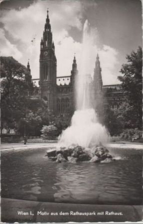 Österreich - Wien - Motiv aus dem Rathauspark mit Rathaus - 1963 Österreich - Wien - Motiv aus dem Rathauspark mit Rathaus - 1963
