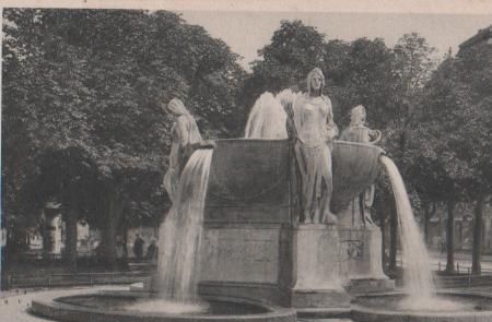 München - Nornenbrunnen - ca. 1955 München - Nornenbrunnen - ca. 1955