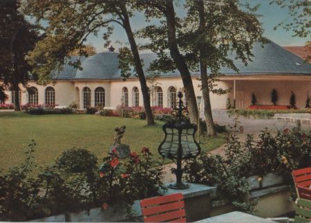 Bad Neustadt - Kurpark mit Wandelhalle - 1966 Bad Neustadt - Kurpark mit Wandelhalle - 1966