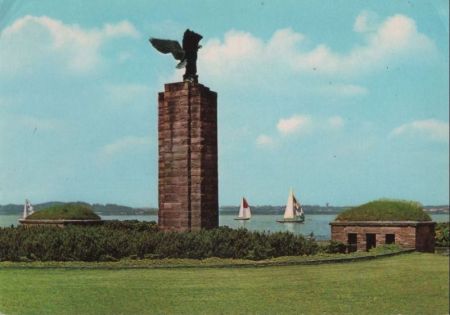 Kiel - Möltenort, U-Boot-Ehrenmal - ca. 1975 Kiel - Möltenort, U-Boot-Ehrenmal - ca. 1975