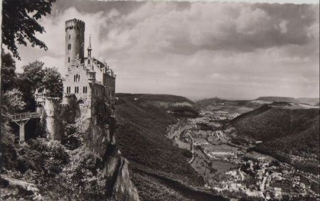 Lichtenstein - Schloss mit Echaztal - 1962 Lichtenstein - Schloss mit Echaztal - 1962