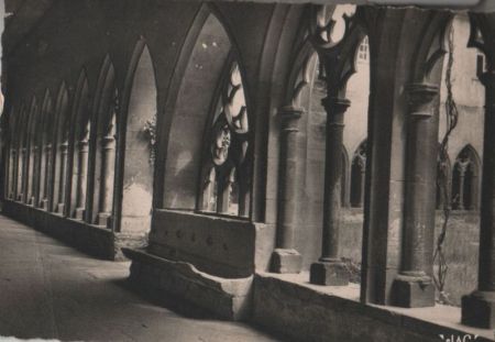 Frankreich - Colmar - Le Cloite de Unterlinden - ca. 1955 Frankreich - Colmar - Le Cloite de Unterlinden - ca. 1955