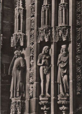 Nürnberg - St. Lorenzkirche, Figuren am Westportal - 1956 Nürnberg - St. Lorenzkirche, Figuren am Westportal - 1956
