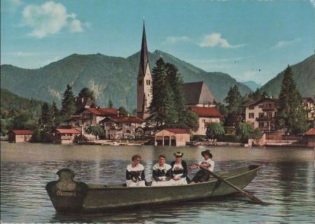 Rottach-Egern - Trachtengruppe im Boot - 1959 Rottach-Egern - Trachtengruppe im Boot - 1959