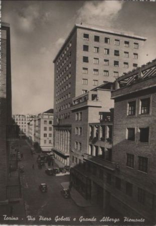Italien - Turin - Torino - Via Piero Gobetti e Grande Albergo Piemonte - ca. 1960 Italien - Turin - Torino - Via Piero Gobetti e Grande Albergo Piemonte - ca. 1960